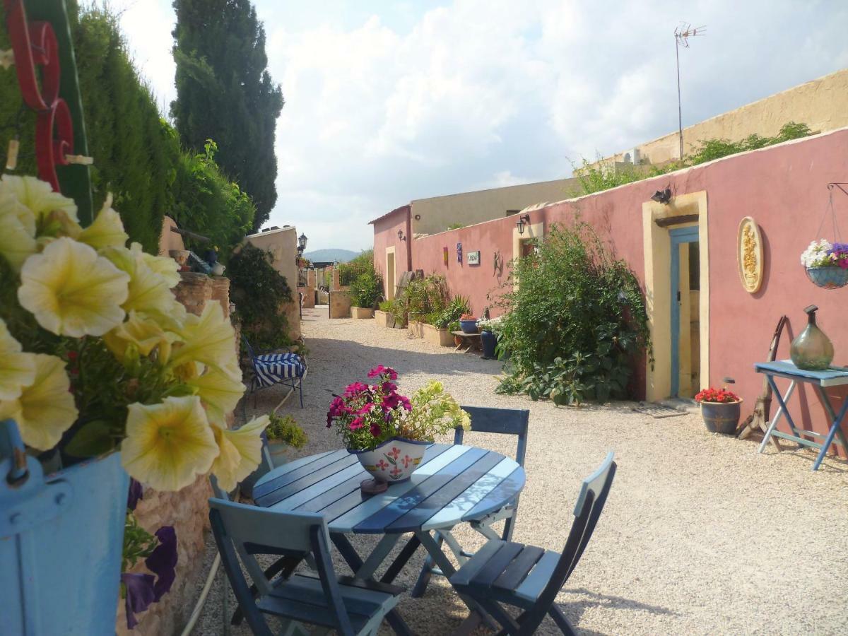 Casa Rural Ubeda - B&B - Pinoso-Alicante Εξωτερικό φωτογραφία